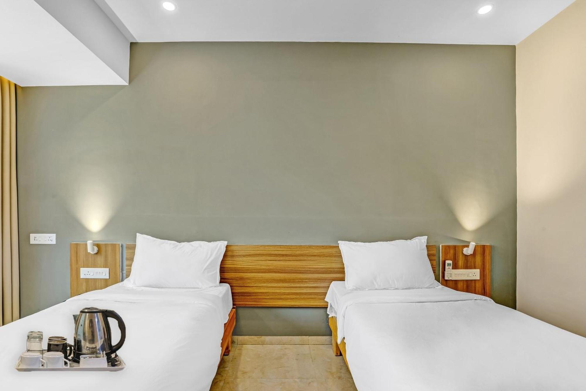 فندق Townhouse Somani Apta المظهر الخارجي الصورة