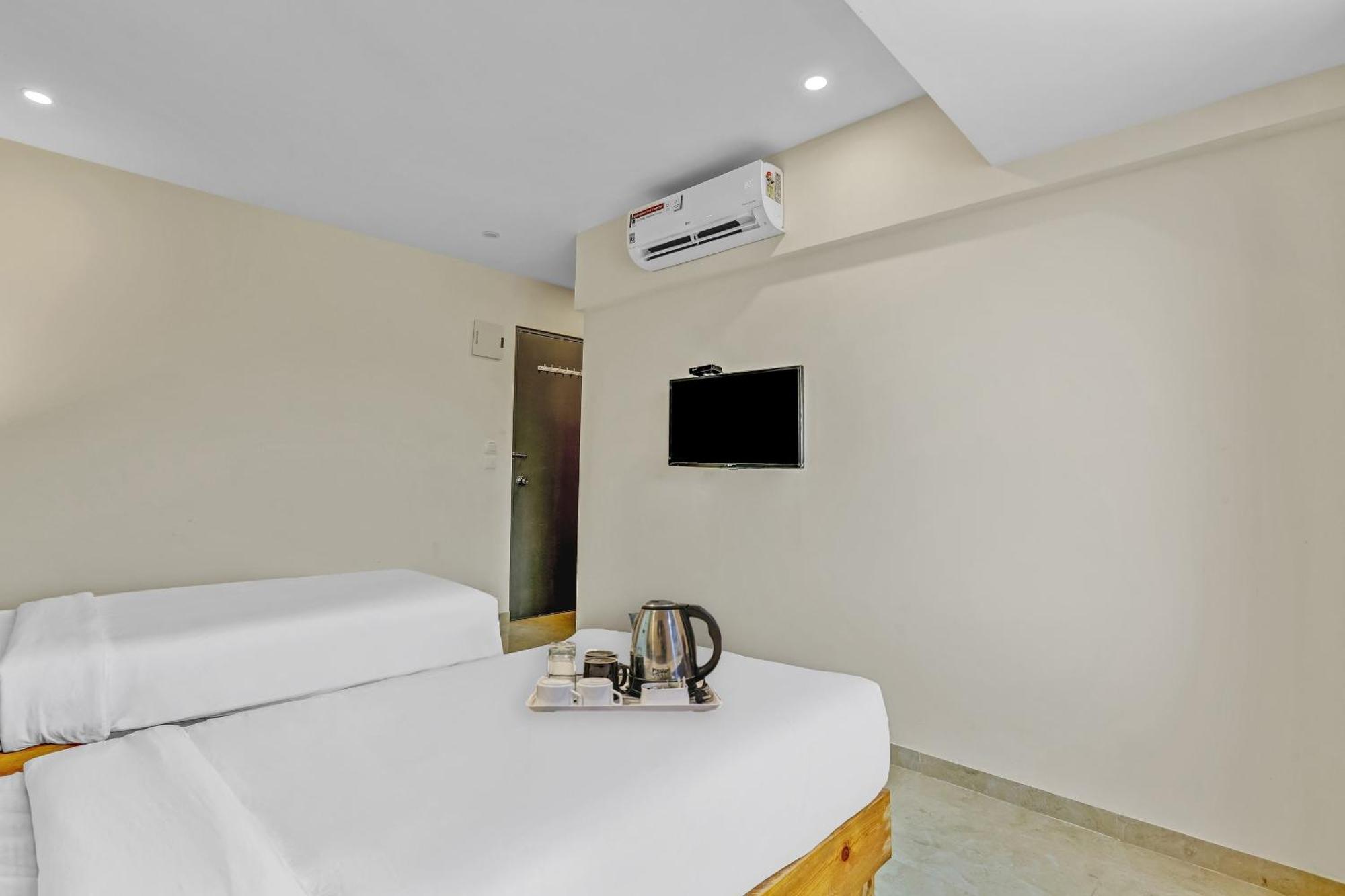 فندق Townhouse Somani Apta المظهر الخارجي الصورة