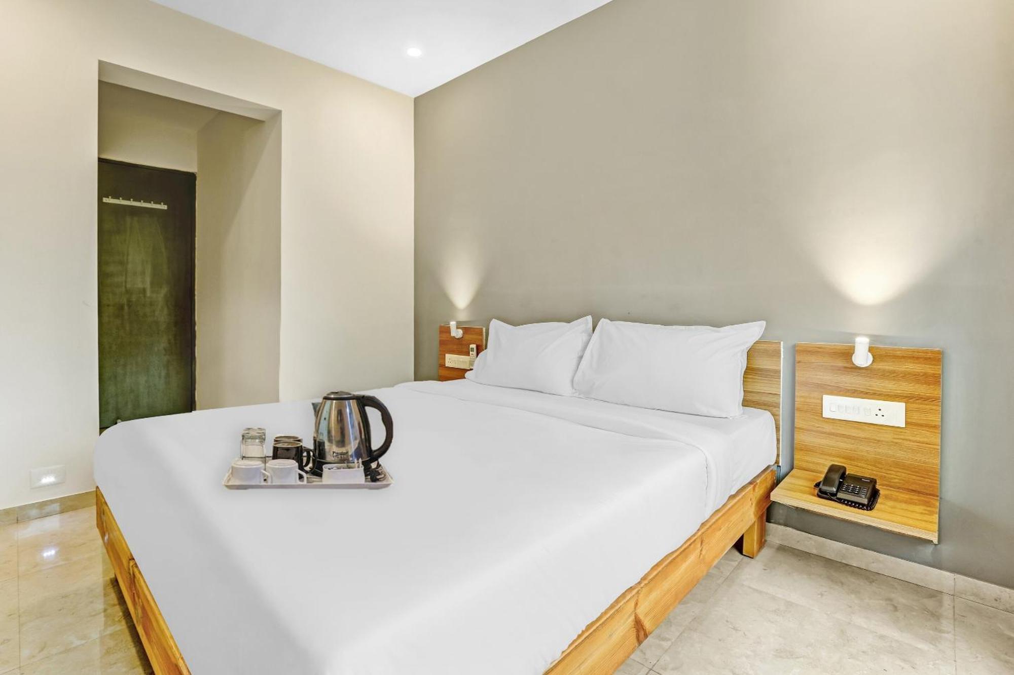 فندق Townhouse Somani Apta المظهر الخارجي الصورة