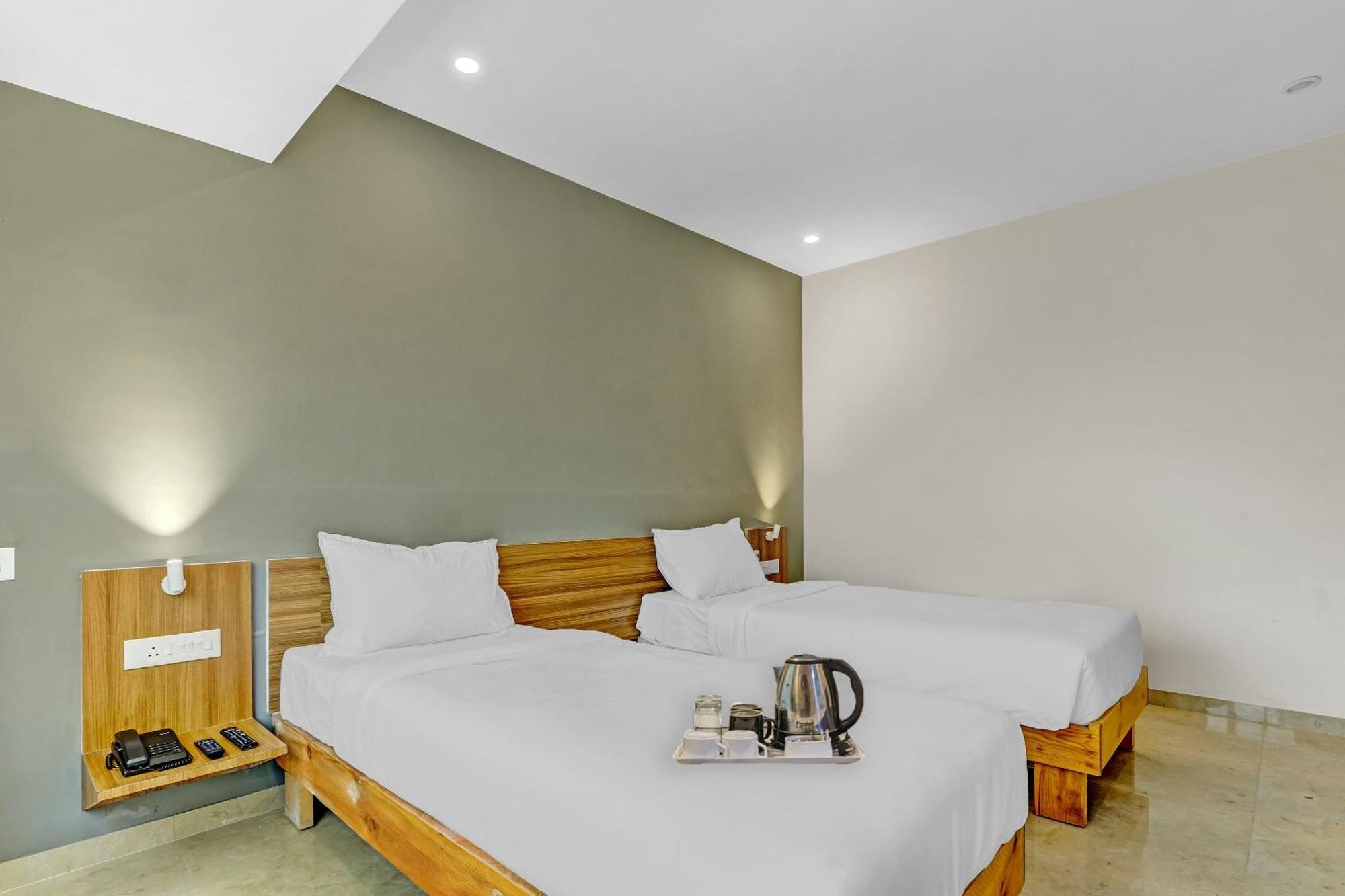 فندق Townhouse Somani Apta المظهر الخارجي الصورة